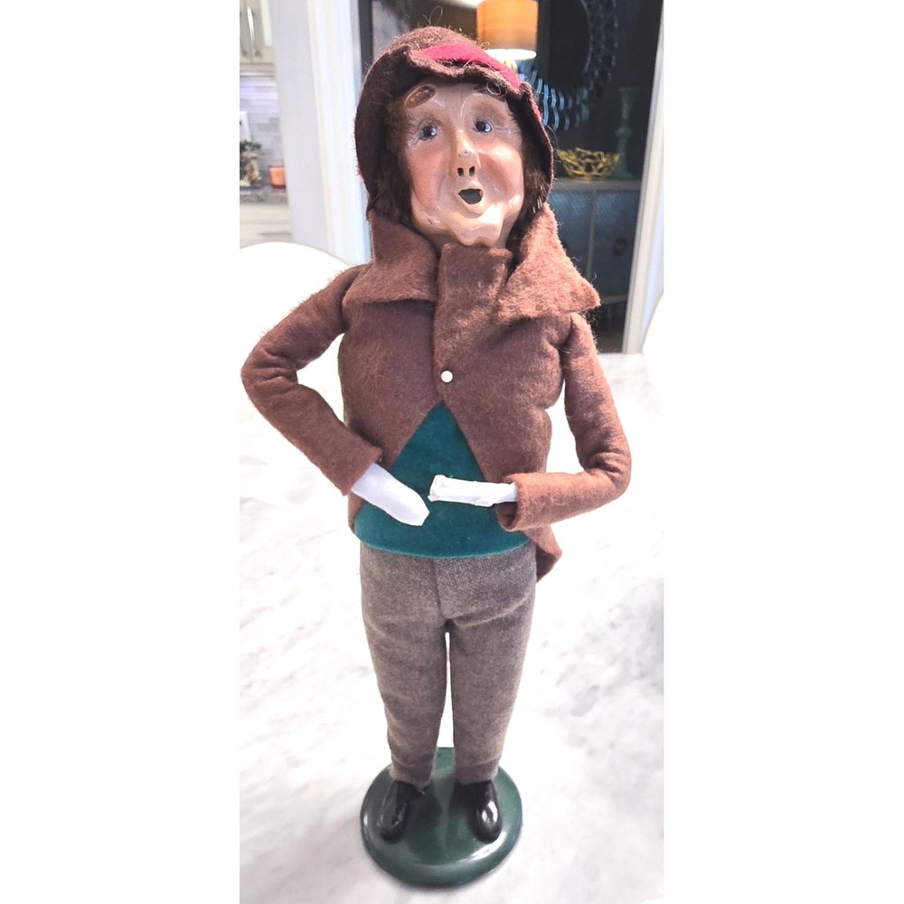 1989 Byers' Choice Carolers Handcrafted Figurine Man Brown Hair/Green Top 13"‎